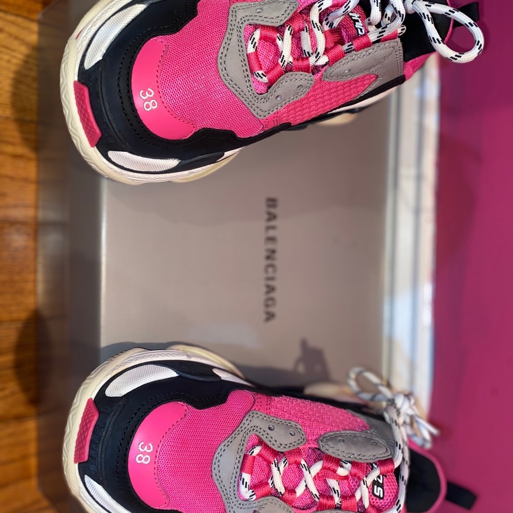 Balenciaga triple s sneaker